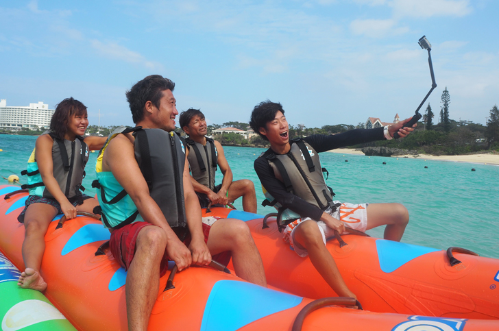 アクションカメラレンタル料　1台￥3200（SDカード込）